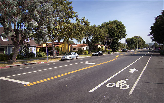 Photo of recent bike lane on Crescent Heights